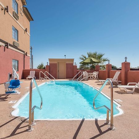 Super 8 By Wyndham Abilene South Exterior foto