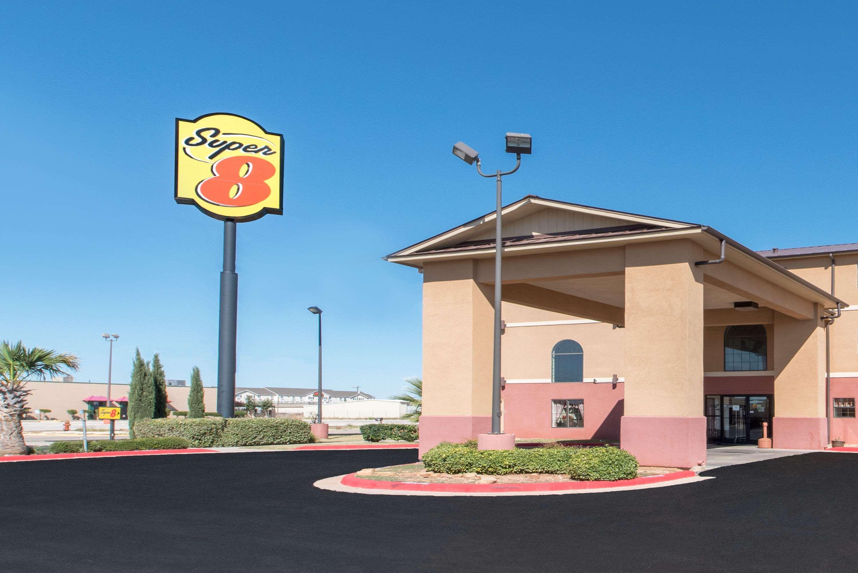 Super 8 By Wyndham Abilene South Exterior foto